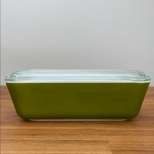 Pyrex Verde Large Refrigerator Dish